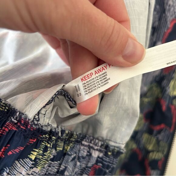 Free People Movement Off the Grid Hooded Vest Activewear Women's Size Small - Picture 11 of 15